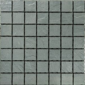 Plazza 15x15x6 cm Belgian Blue betonbestrating met een gladde oppervlaktestructuur en diepe blauwgrijze kleur.