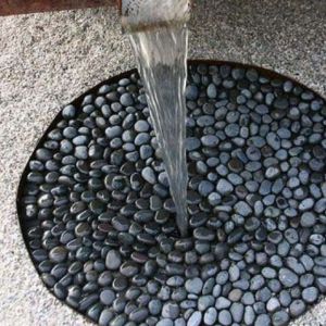 Beach Pebbles Black 8-16 mm (zak á 25 kg)