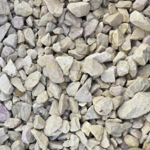 Fijn beige Provence split 7-14 mm in een 500 kg Big Bag voor luxe tuinpaden en borders.