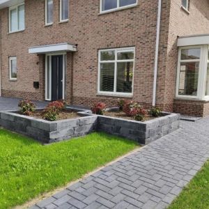 Betonstraatsteen 21x10,5x6 cm Antraciet komo