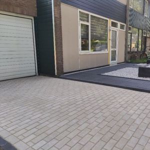 Betonstraatsteen 21x10,5x8 cm Grijs komo