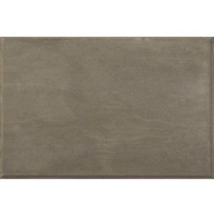 De betontegel 40x60x8 heeft een rechthoekige vorm waardoor u een strakke uitstraling creëert in uw tuin! De tegel heeft een dikte van 8 cm waardoor de tegel perfect is voor uw oprit, tuin en terras.
