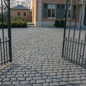 Courtstones 6 cm Basalt