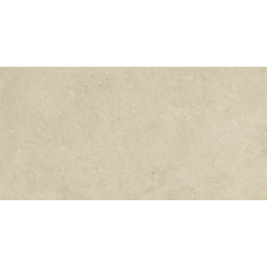 Lichtbeige Douglas & Jones Dordogne Stone terrastegel van 60x120 cm met een authentieke Franse kalksteenstructuur en matte afwerking.