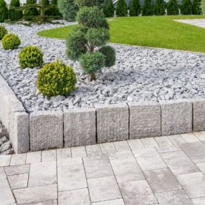 Graniet Split Royal Grey 16-22 mm (zak á 20 kg)