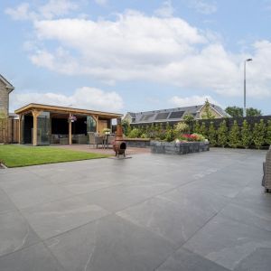 Keramische Tegel "DUE" 60x60x2 cm Pavia Antracite