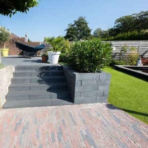 Traptrede 60x30x15 cm Indus Black (kleurecht met facet)