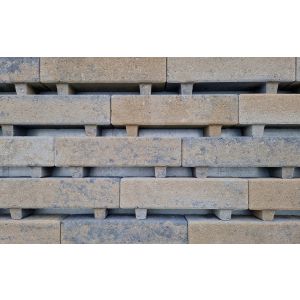 Waterpasserende Longstone Opritsteen 31,5x10,5x7 cm musselkalk