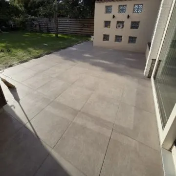 Keramische Tegel CeraQuattro® Bari 60x60x4 cm Taupe
