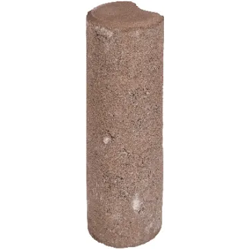 Bruine palissadepaal Ø8x25 cm van beton in de tuin