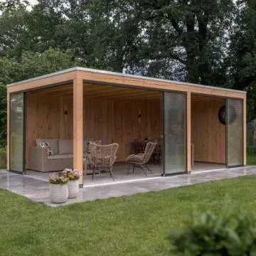 Houten overkapping in de tuin