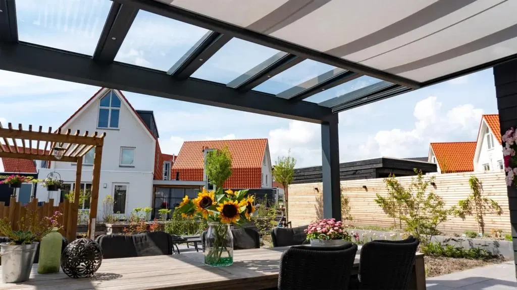 afbeelding van een onderdak zonwering